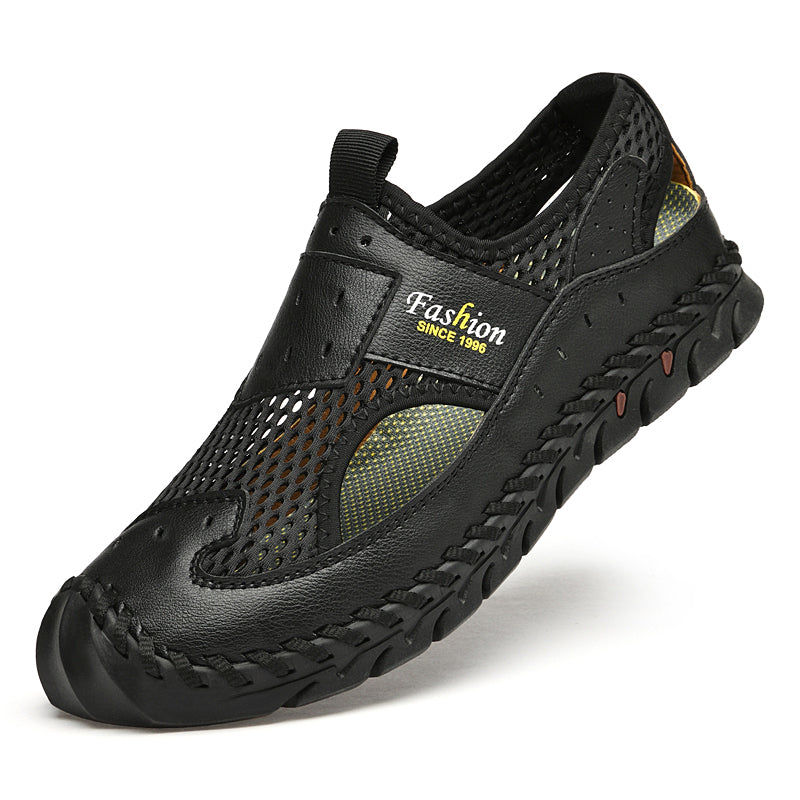 Wholesale High Quality Hollowed Out Mesh Sandals for Men Comfortable Beach Footwear